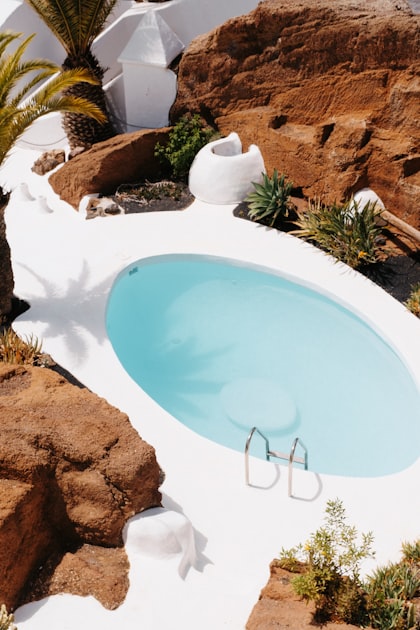 Add Luxury Features to Your Pool